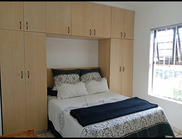 3 BEDROOM FREEHOLD FOR SALE IN RAISETHORPE
